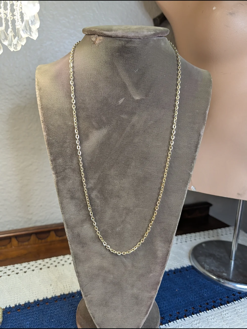 Vintage Classic Gold Tone Link Chain Necklace Box Clasp Hong Kong 25
